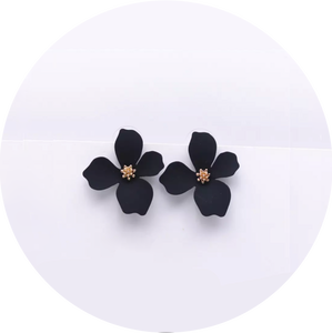 Pendientes Kiu Negros Mini