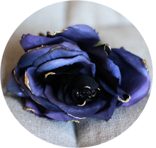 Load image into Gallery viewer, Rosa detalles oro azul