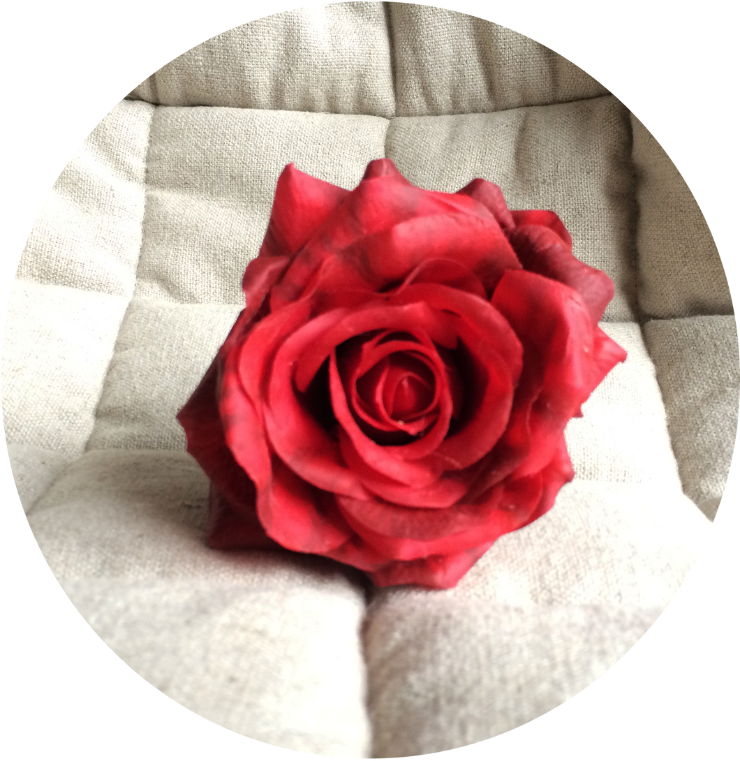 Rosa roja tacto natural