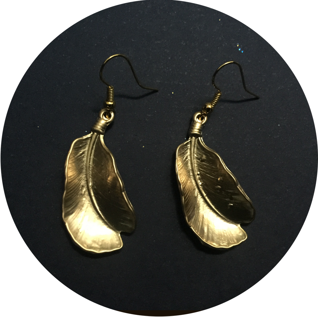 Pendientes Pluma Dorada