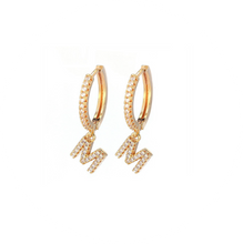 Load image into Gallery viewer, Mini Pendientes Arete Inicial &quot;M&quot;